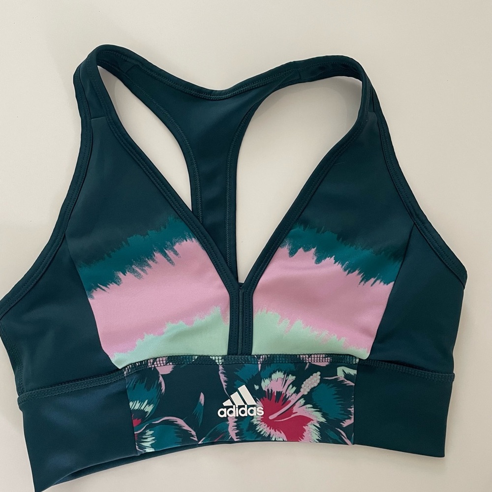 Adidas Top - Picture 5 of 5